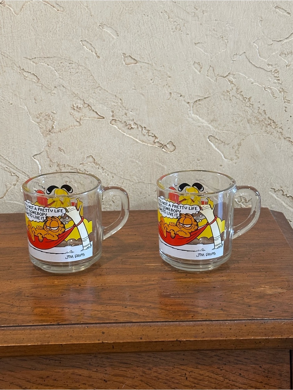 2 Vintage McDonald’s Jim Davis Garfield & Odie Glass Coffee Mugs